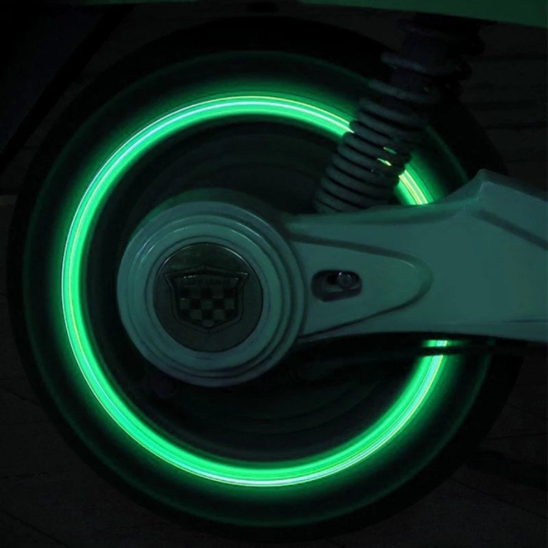 Kit Com 8 Unidades de Tampa De Bico de Válvula De Pneus Cor Fluorescente Luminosa Para Moto Autos e Bike